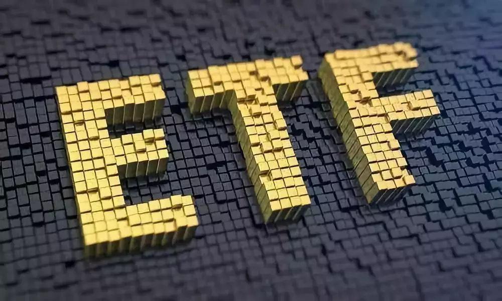 熊市强心剂比特币 ETF 来了，你知道如何投资吗？